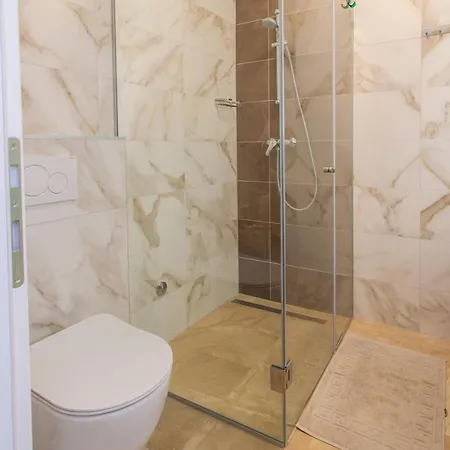 Апартаменты Apartman Pinja *